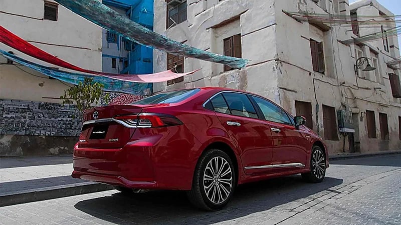 أسعار ‏سيارات دونج فورثينج T5 وتويوتا كورولا 2024 بالمملكة