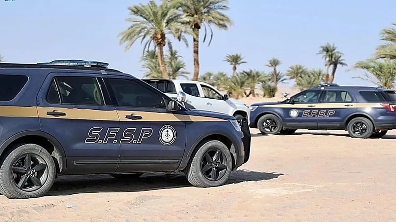 ضبط 3 مخالفين لاستغلالهم الرواسب في تبوك