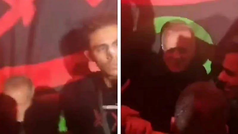 لحظة سقوط الرئيس الإيراني أثناء تواجده في مجلس عزاء  .. فيديو