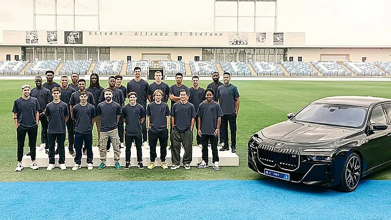سيارة جديدة لكل لاعب في ريال مدريد من "بي أم دبليو"