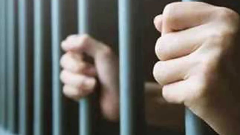 السجن عام لمعلم مصري ادعى إصابته بالسرطان