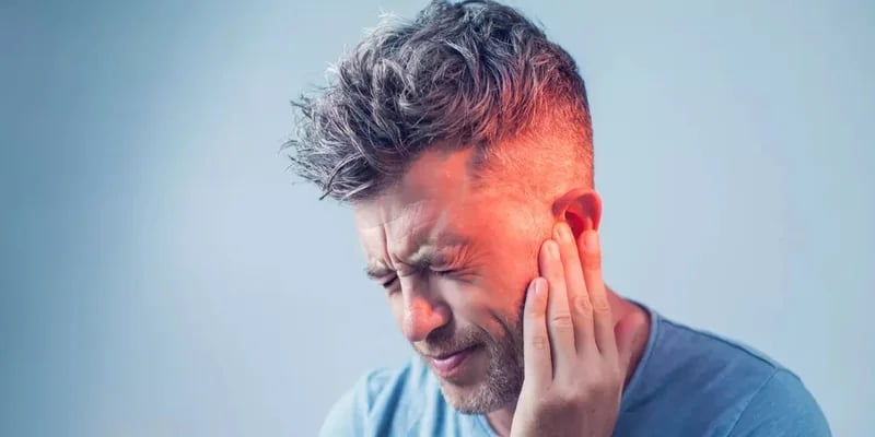 3 أعراض في الأذن تستدعي الذهاب فورا إلى الطبيب ..فيديو