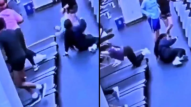 موقف محرج في صالة رياضية يشعل الضحك والفوضى! .. فيديو