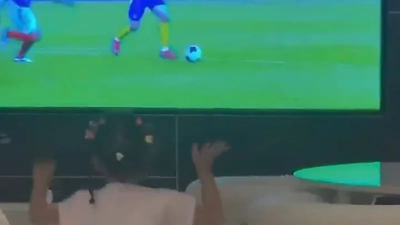 ردة فعل ابنة رونالدو على هدف أبيها .. فيديو