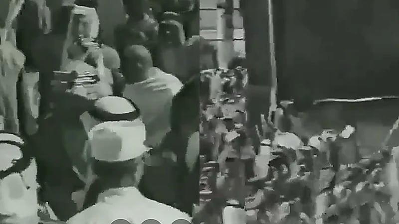 مقطع نادر للملك عبدالعزيز آل سعود وهو يطوف حول الكعبة قبل 87 عامًا .. فيديو