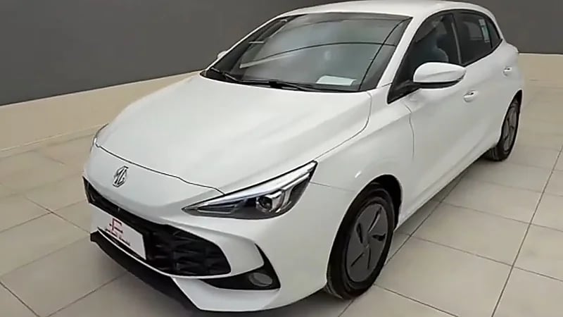 مواصفات وسعر سيارة أم جي 3 ستاندر 2025.. فيديو