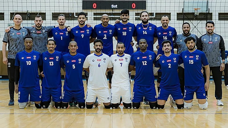 طائرة الهلال تحقّق الدوري