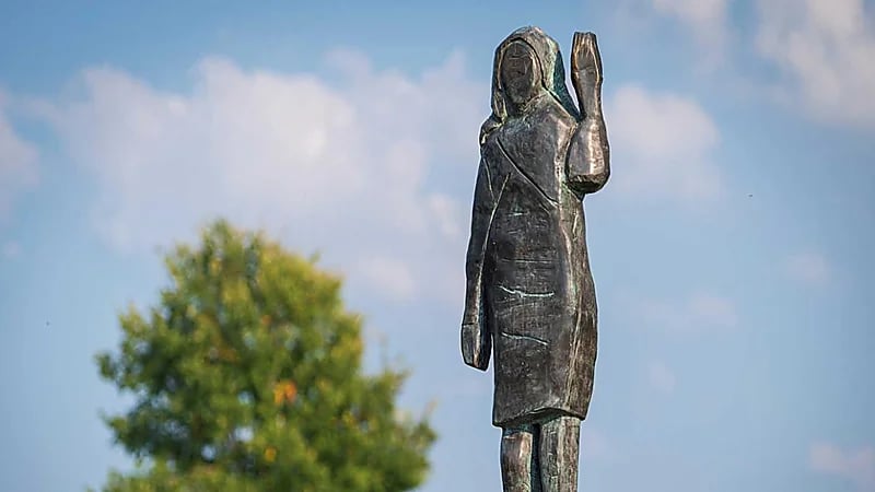 سرقة تمثال ميلانيا ترامب من مسقط رأسها في سلوفينيا