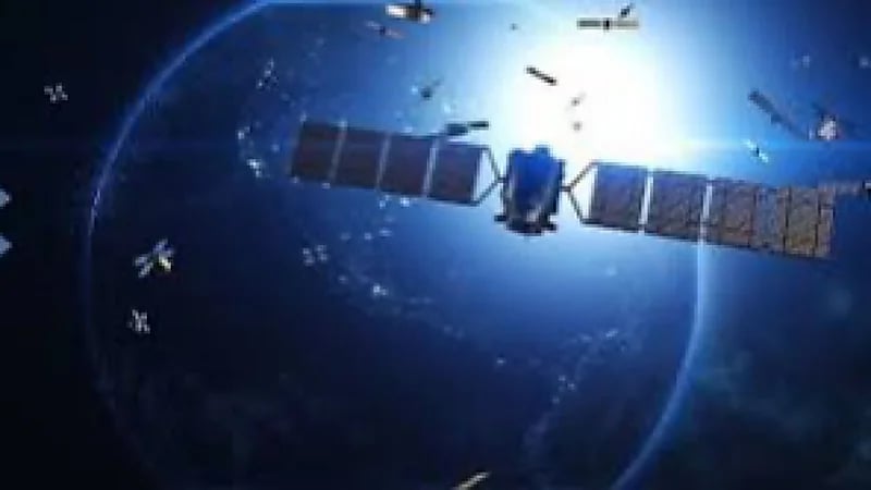 متخصص: ستارلينك ستوفر الإنترنت بشكل كامل داخل الطائرات والسفن الحربية .. فيديو