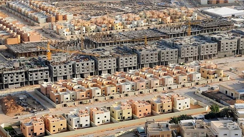 المفرج: طالب الخدمة العقارية هو من يدفع عمولة السعي 2.5% .. فيديو