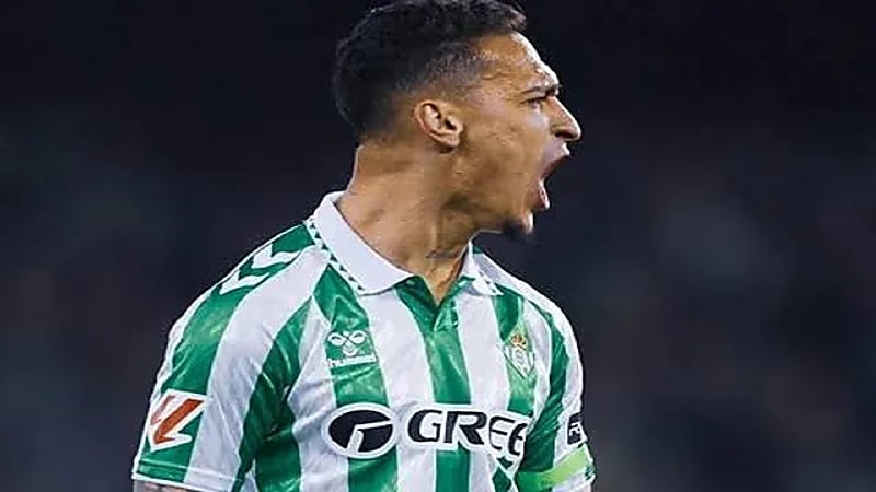 أنتوني يطارد المجد الأوروبي مع بيتيس بعد خيبة يونايتد