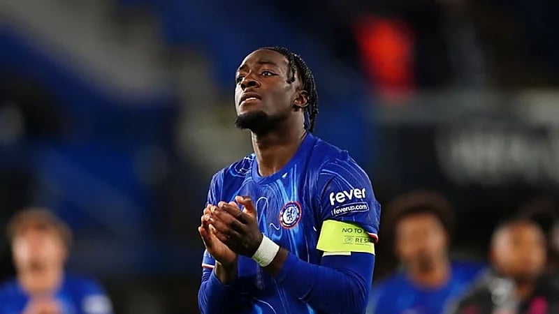 الأهلي يسعى لضم مدافع تشيلسي