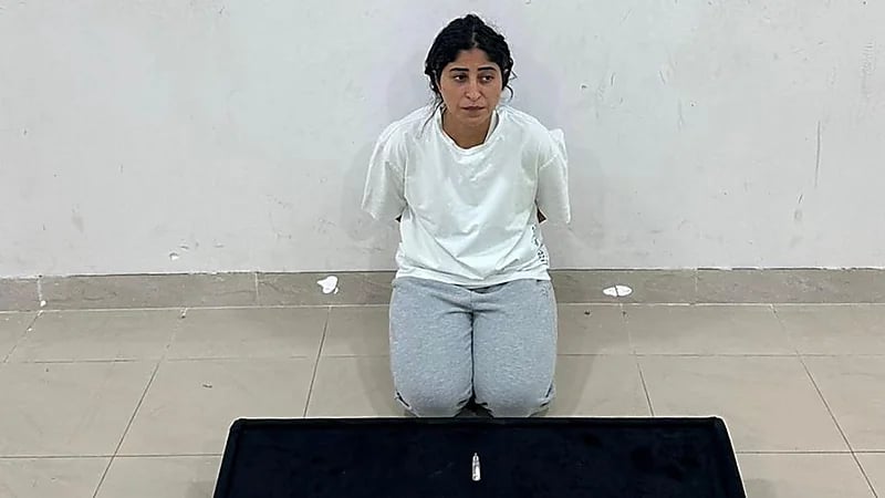 ضبط فنانة كويتية بحوزتها مواد مخدرة بقصد التعاطي