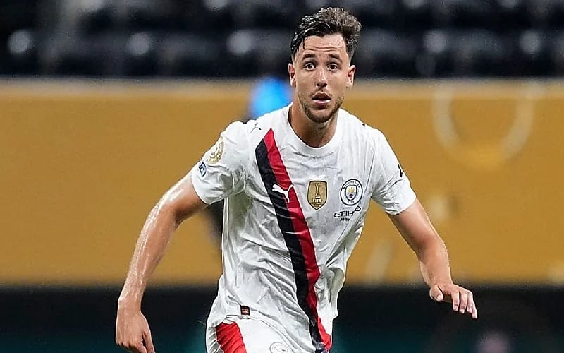 نيكو غونزاليس يقترب من روشن