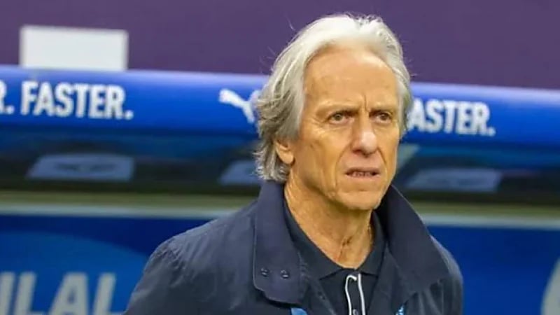 خيسوس يرغب  في ضم ظهير أيسر لدعم صفوف الفريق