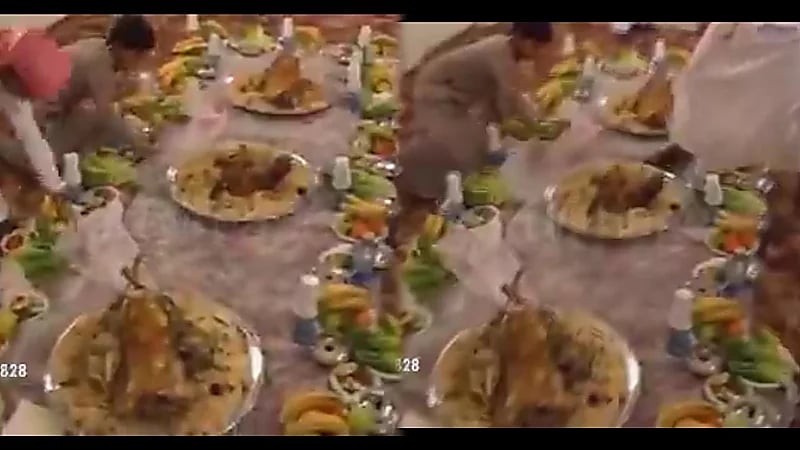 مقطع نادر لوليمة في أحد أحياء ⁧‫الرياض‬⁩ قبل ٤٠ سنة