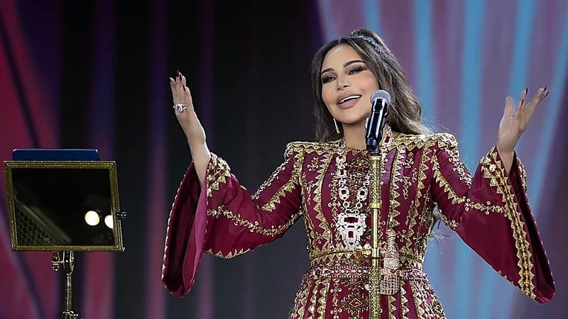 أحلام: غيرت فستاني في خطبة لتشابهه مع فستان العروس.. فيديو