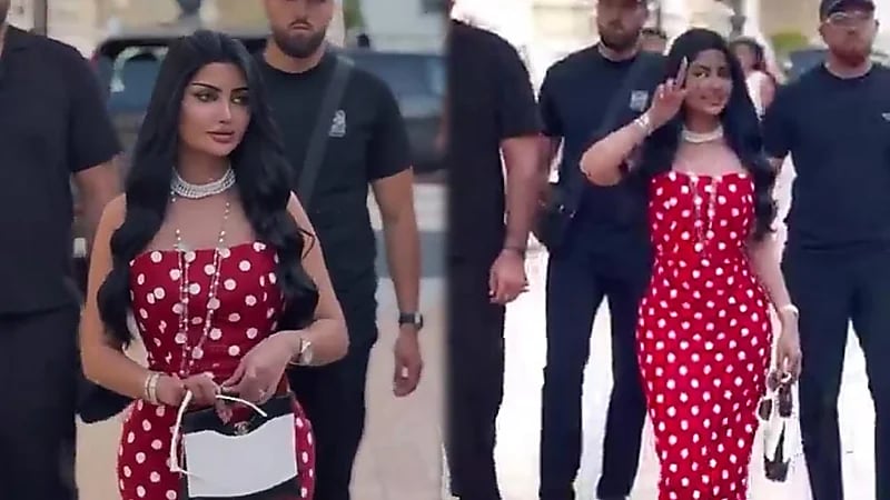 ملكة كابلي تتجول في شوارع كان برفقة ثلاث حراس .. فيديو