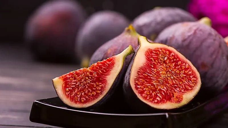 مختص عن فوائد التين: فاكهة غنية تدعم الهضم وتقوي المناعة .. فيديو