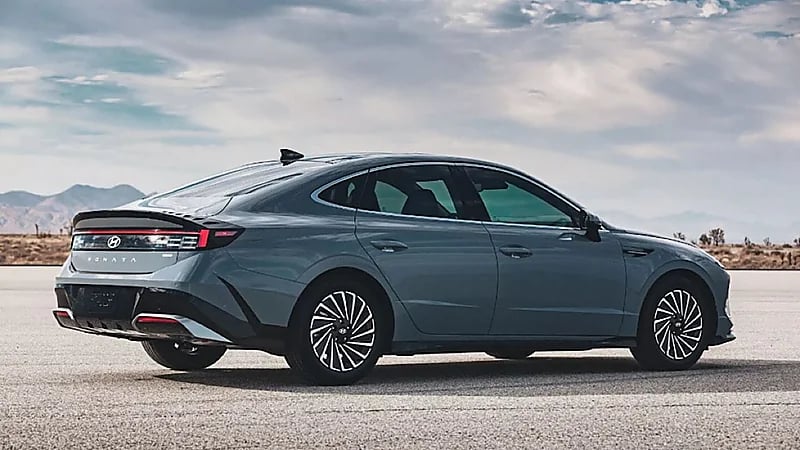 هيونداي تطرح سوناتا 2025 في المملكة بمواصفات عصرية .. صور