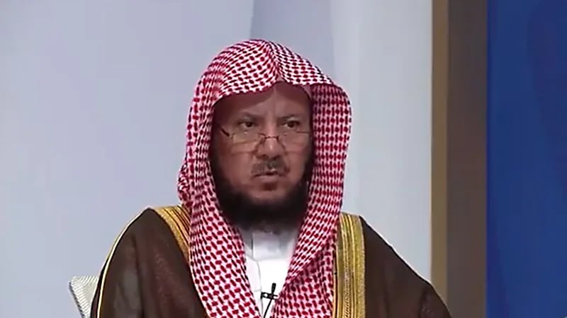 الشيخ السليمان : المال المخصص لشراء المنازل تجوب عليها الزكاة.. فيديو