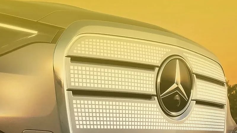 مرسيدس تستدعي آلاف السيارات بسبب خلل في نظام التوجيه