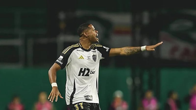 أتلتيكو مينيرو برفض عرض الوحدة الإماراتي لاستعارة جونيور سانتوس