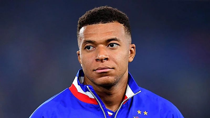 فرنسا والبرازيل تدرسان إقامة مباراة ودية