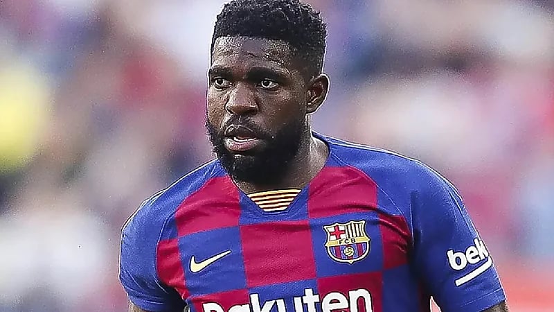 أومتيتي يعلن اعتزاله كرة القدم