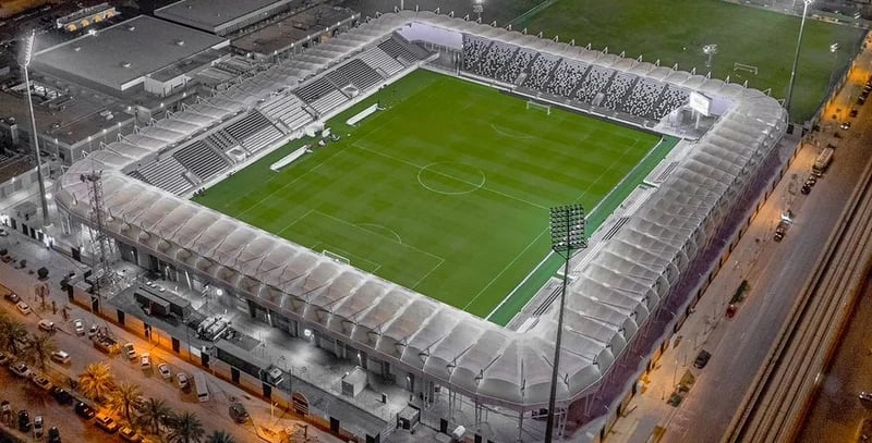 الشباب يوقع عقد منح حقوق تسمية ملعبه لـ SHG ARENA