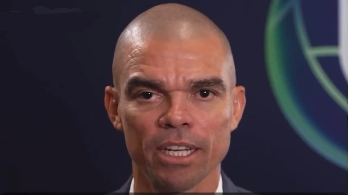 بيبي: من الصعب تخيل كرة القدم دون رونالدو.. فيديو