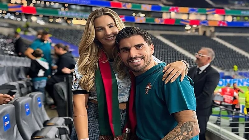 روبن نيفيز برفقة عائلته بعد التأهل لربع نهائي يورو 2024