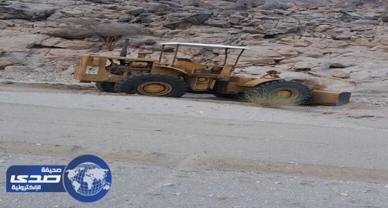 مركز يلملم.. طرق مقفلة ومعدات متوقفة