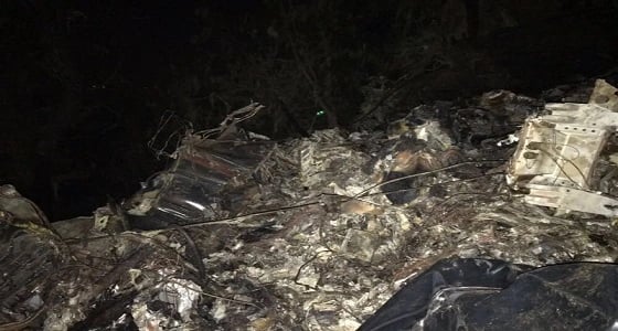 أول صور لحطام طائرة الأمير منصور بن مقرن ومرافقيه