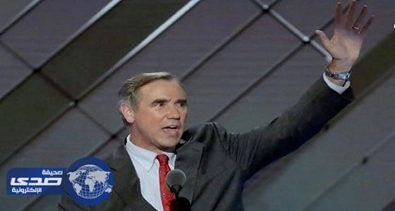 سيناتور أمريكي يلقي خطابًا للاحتجاج على تعيين نيل غورسوتش في المحكمة العليا