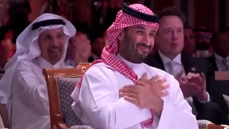 فرحة الأمير محمد بن سلمان برفع العقوبات الأمريكية رسميًا عن سوريا .. فيديو