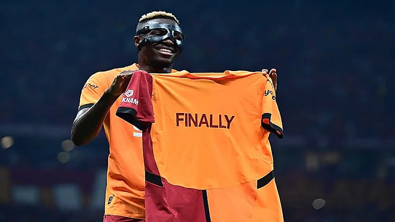 غلطة سراي يسرّع إجراءات ضم أوسيمين وإيغالو ينصحه بالهلال