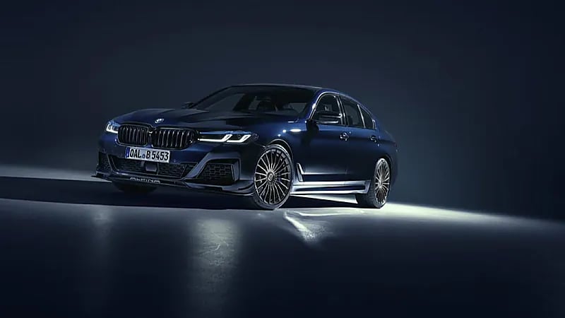 بالصور.. BMW ترفع الستار عن آخر إصدارات الفئة الخامسة 