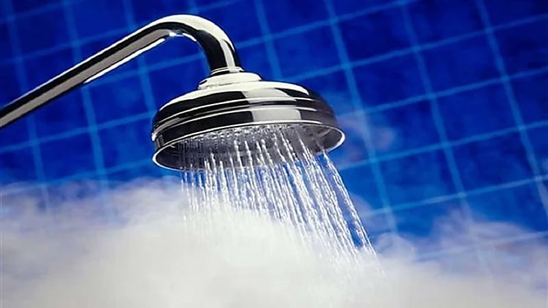 الاستحمام بالماء الساخن يساعد على إنقاص الوزن