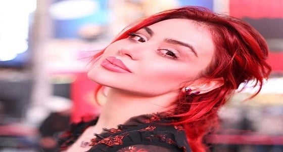 راقصة روسية: الرقص له زي رسمي و " الشورت " أساسي