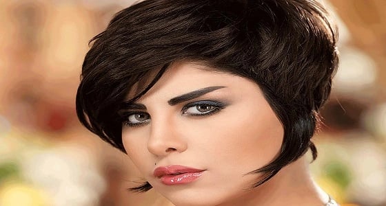 شمس تثير الجدل بسنافيرها