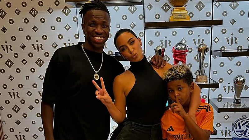 ‎سبب ظهور كيم كارديشيان في منزل فينيسيوس جونيور