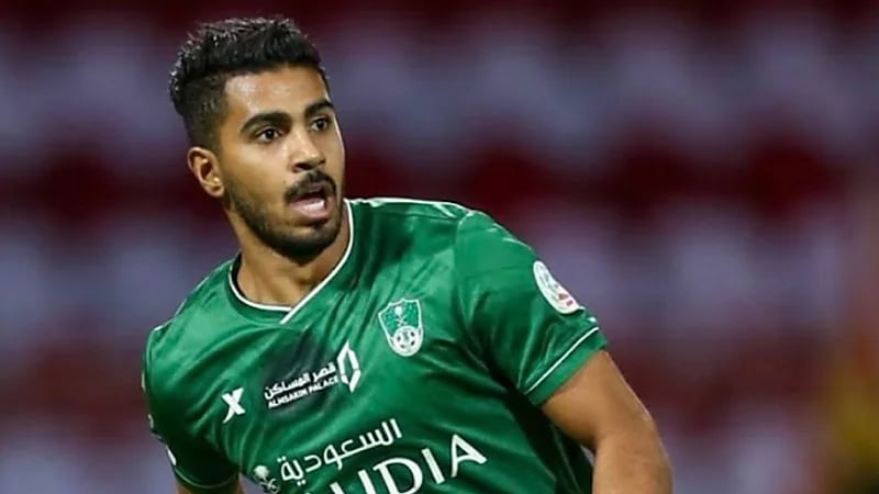 "حسين المقهوي" يطالب الأهلي بمستحقاته بعد رحيله