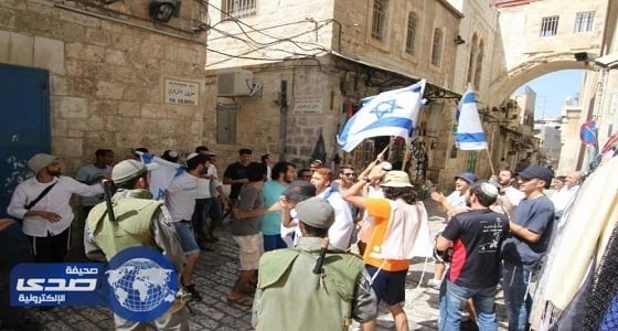 القوات الإسرائيلية تأمن اقتحام مئات المستوطنيين موقعا فلسطينيا آثريا