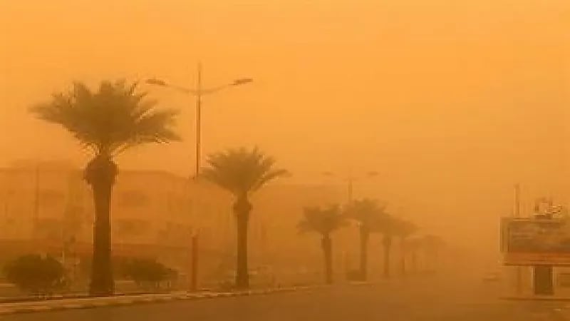 "المرور" توجه نصائح هامة للقيادة أثناء موجة الغبار