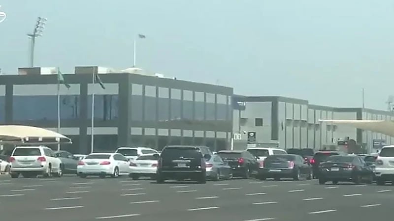 توقف الحركة في المنافذ جراء عطل بنظام الجوازات