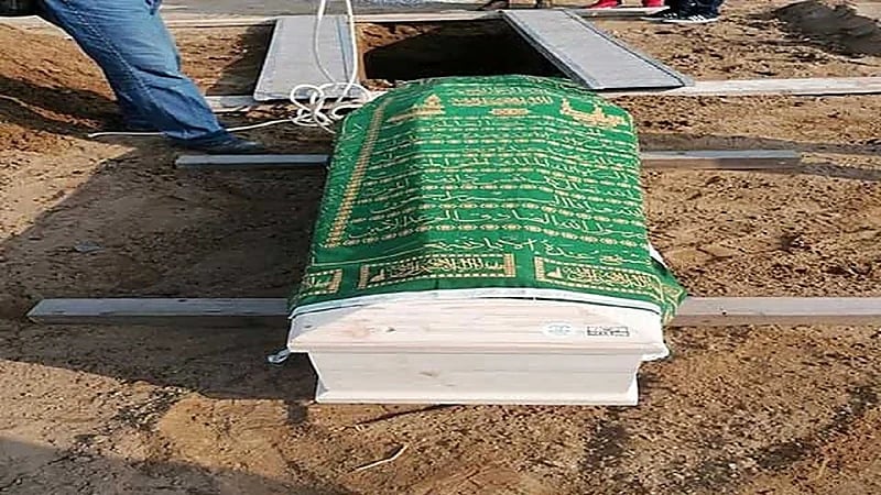 شاب يعود للحياة قبل لحظات من دفنه