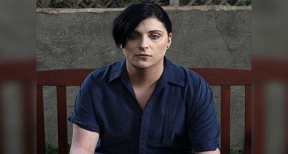 بالصور.. بريطاني يغير جنسه 3 مرات