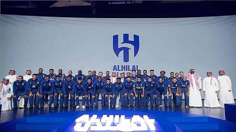 الهلال يسعى لتسجيل علاماته التجارية