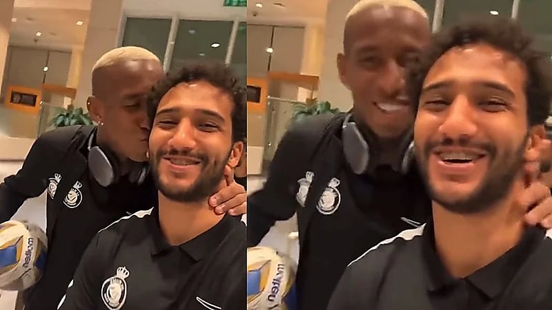 تاليسكا يقبل رأس محمد قاسم ويشاركه فرحة الفوز .. فيديو